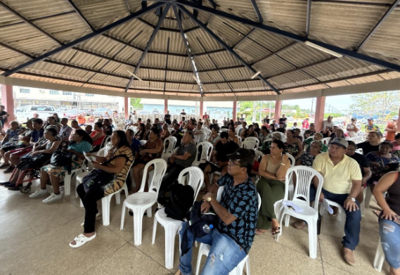 Mais de 190 moradores participam do início da regularização fundiária no núcleo Tomé de Souza