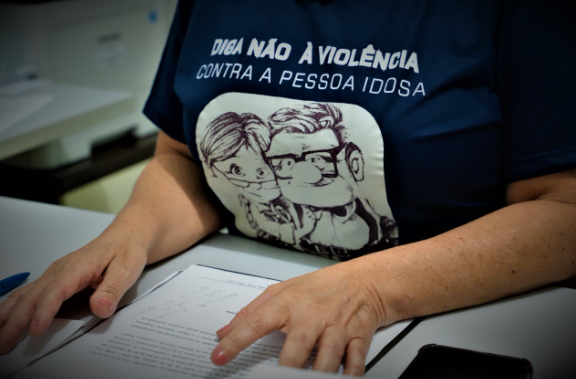 Nem toda violência contra a pessoa idosa deixa marcas no corpo