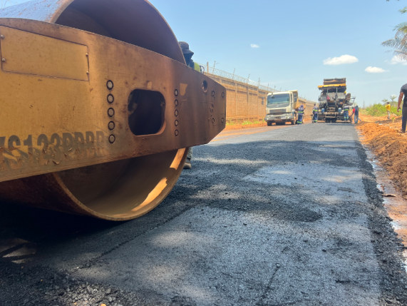 Estrada das Granjas avança com pavimentação e transforma acesso no Nova Esperança 2 Estrada das Granjas avança com pavimentação e transforma acesso no Nova Esperança