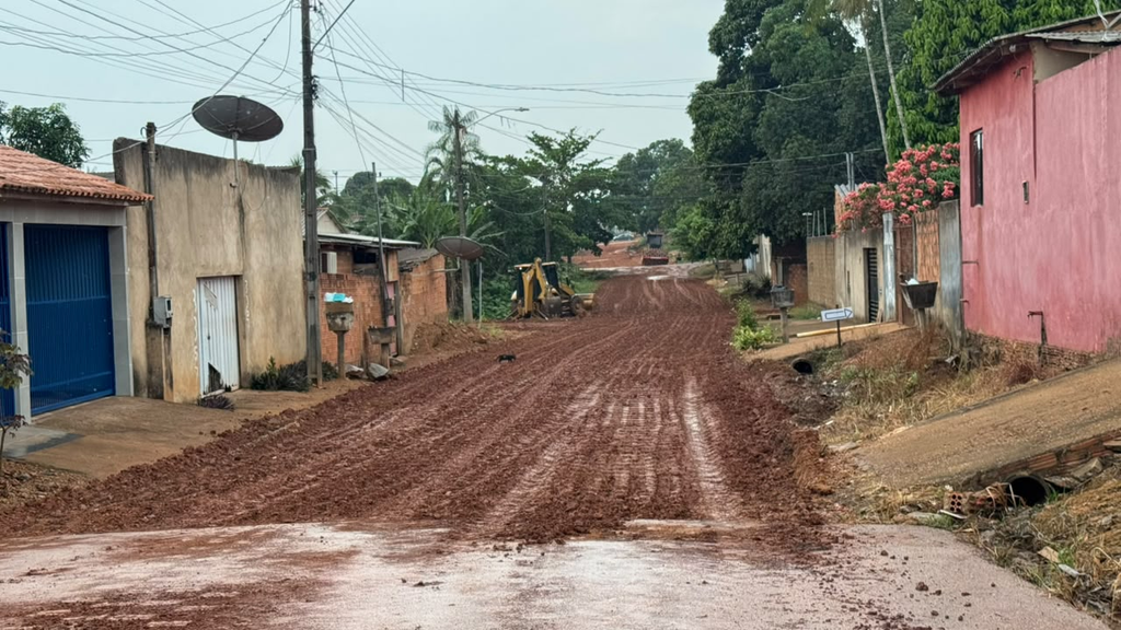 Após fiscalização de Edimilson Dourado, máquinas iniciam serviços em ruas do Cidade do Lobo