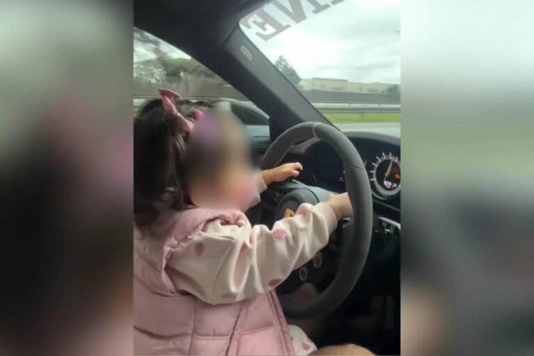 Porsche é apreendido após dono postar vídeos a 300 km/h e com filha no colo – VEJA O VÍDEO