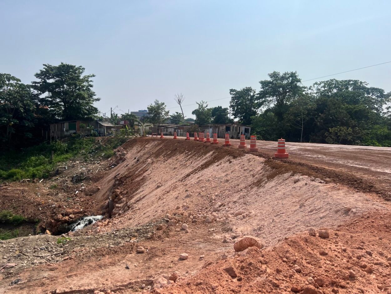 Cai N’água avança na recuperação de área histórica com liberação do tráfego