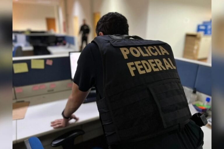 PF aciona autoridades da Argentina para checar possível viagem de Flávio