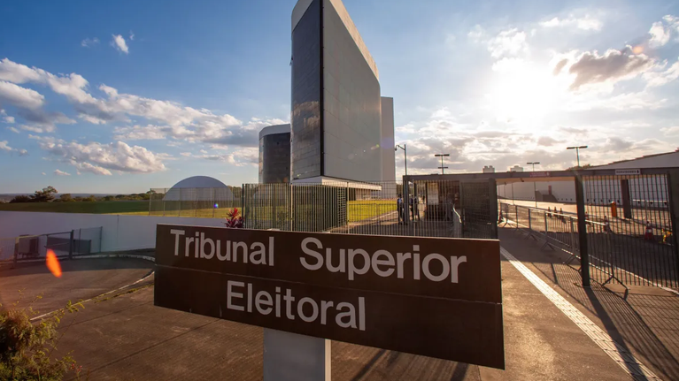 Corregedor do TSE determina retorno provisório de canal “Exército de Lula”