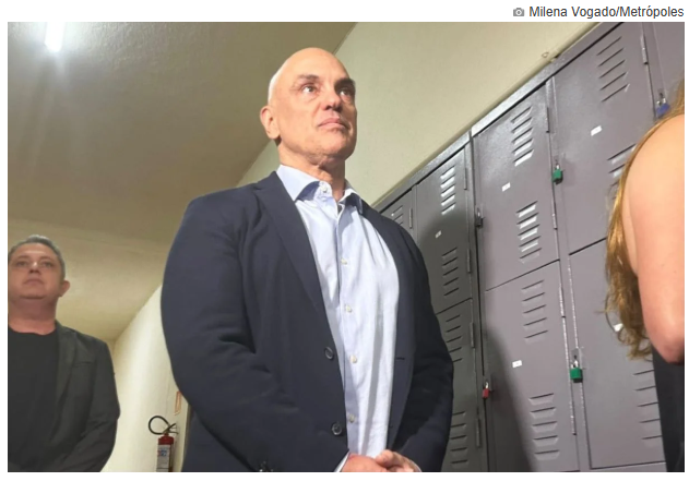 Alexandre de Moraes é um homem com medo