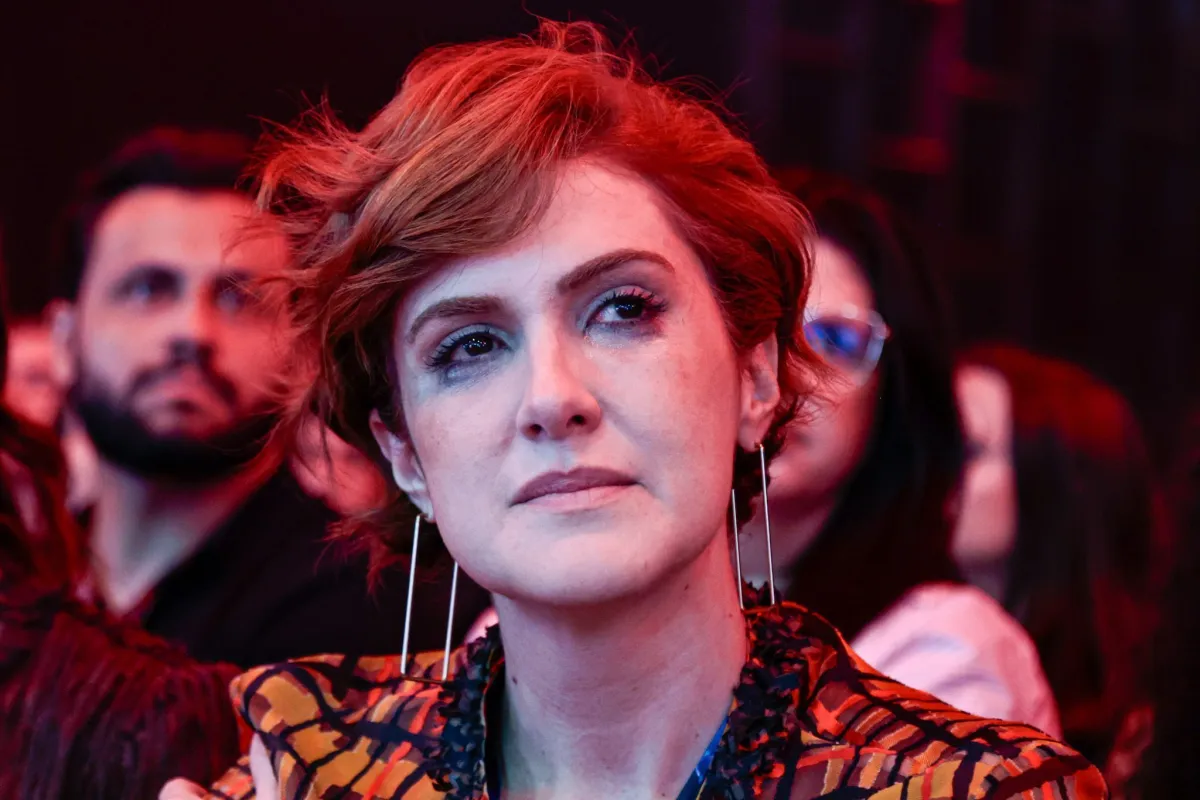 Mila Seidl chora em evento do YouTube após morte de Lito Sousa 1 Mila Seidl chora em evento do YouTube após morte de Lito Sousa