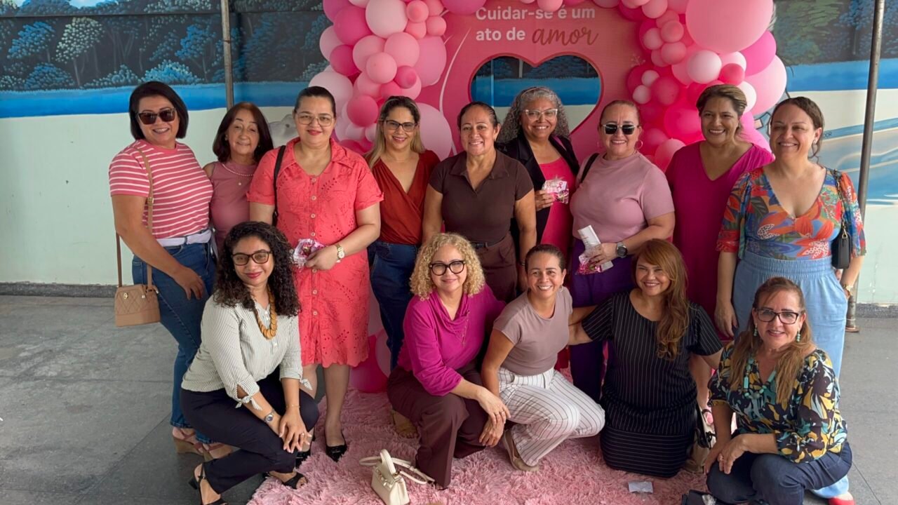 Outubro Rosa reúne servidoras em ação de prevenção e cuidado com a saúde da mulher