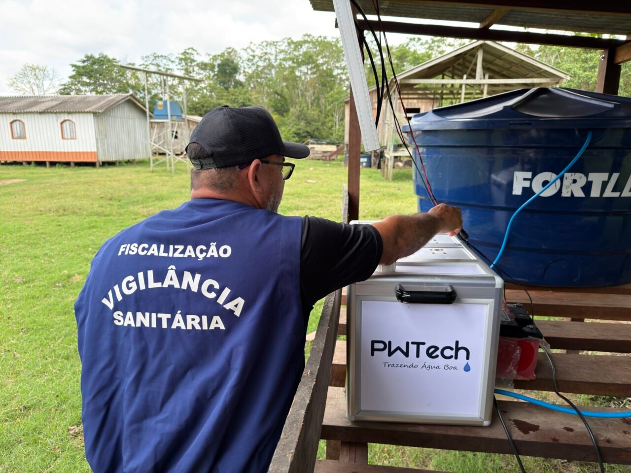 Ribeirinhos relatam alegria com acesso à água tratada após décadas de dificuldades 1 Ribeirinhos relatam alegria com acesso à água tratada após décadas de dificuldades